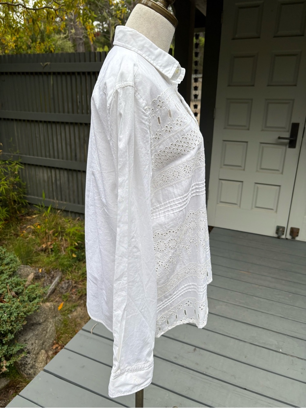Polo Ralph Lauren White Eyelet Lace Button-Up Blouse - Picture 3 of 9